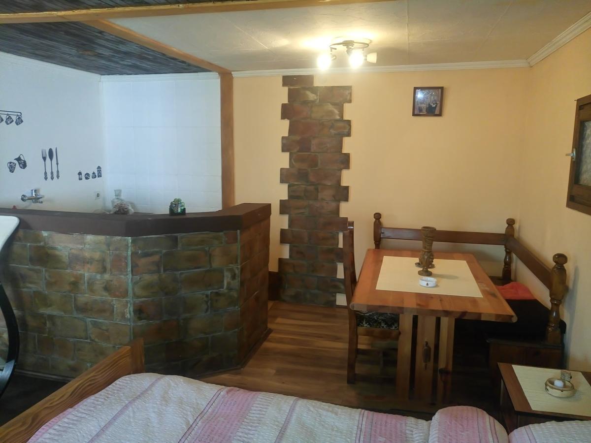 Apartmani Jankovic Vrdnik Exteriör bild