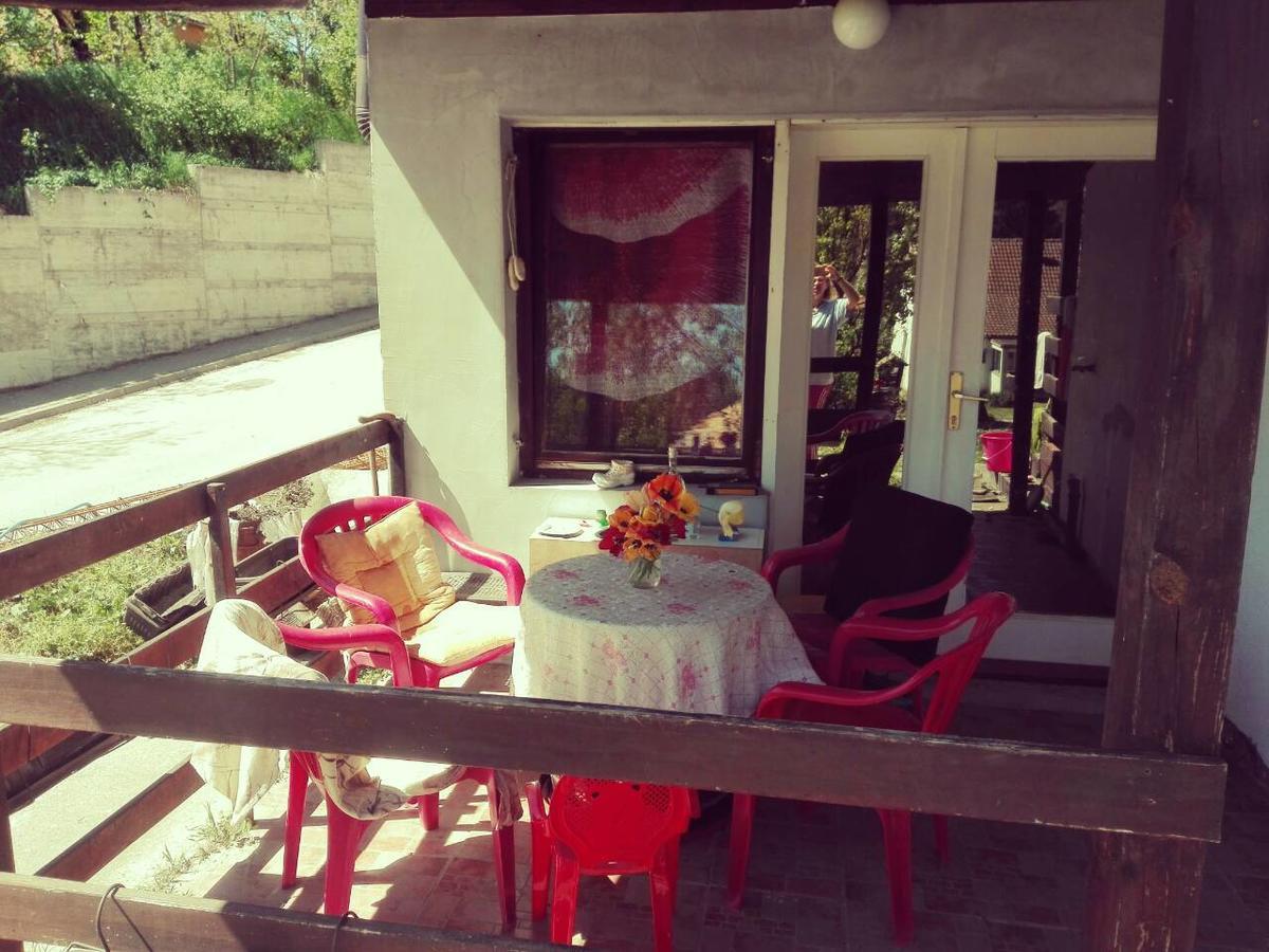 Apartmani Jankovic Vrdnik Exteriör bild