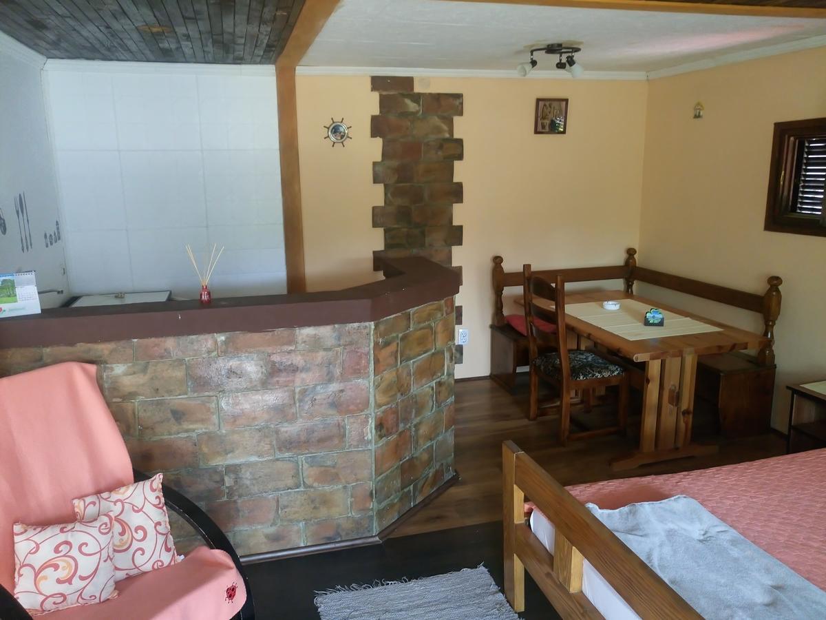 Apartmani Jankovic Vrdnik Exteriör bild