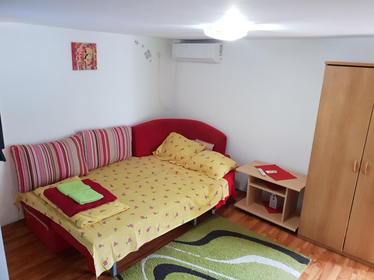 Apartmani Jankovic Vrdnik Exteriör bild